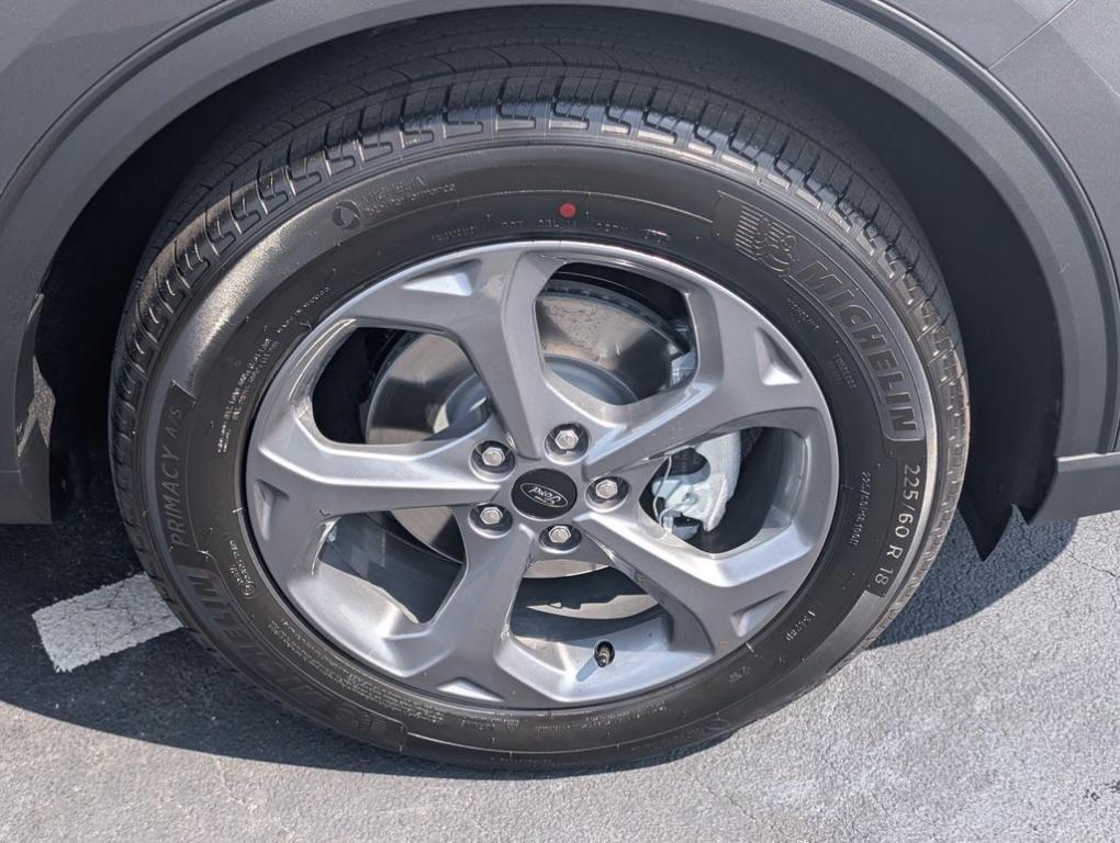 new 2025 Ford Escape car, priced at $26,195