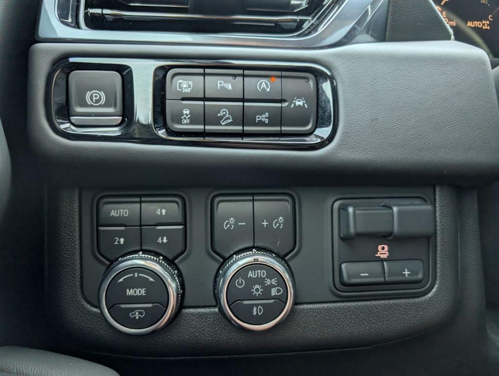 used 2025 GMC Yukon car, priced at $91,000