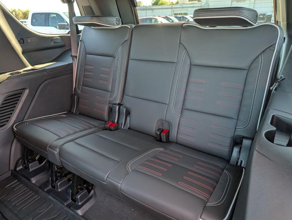used 2025 GMC Yukon car, priced at $91,000