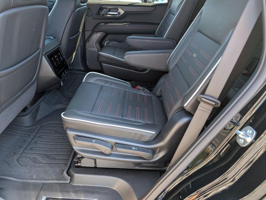 used 2025 GMC Yukon car, priced at $91,000