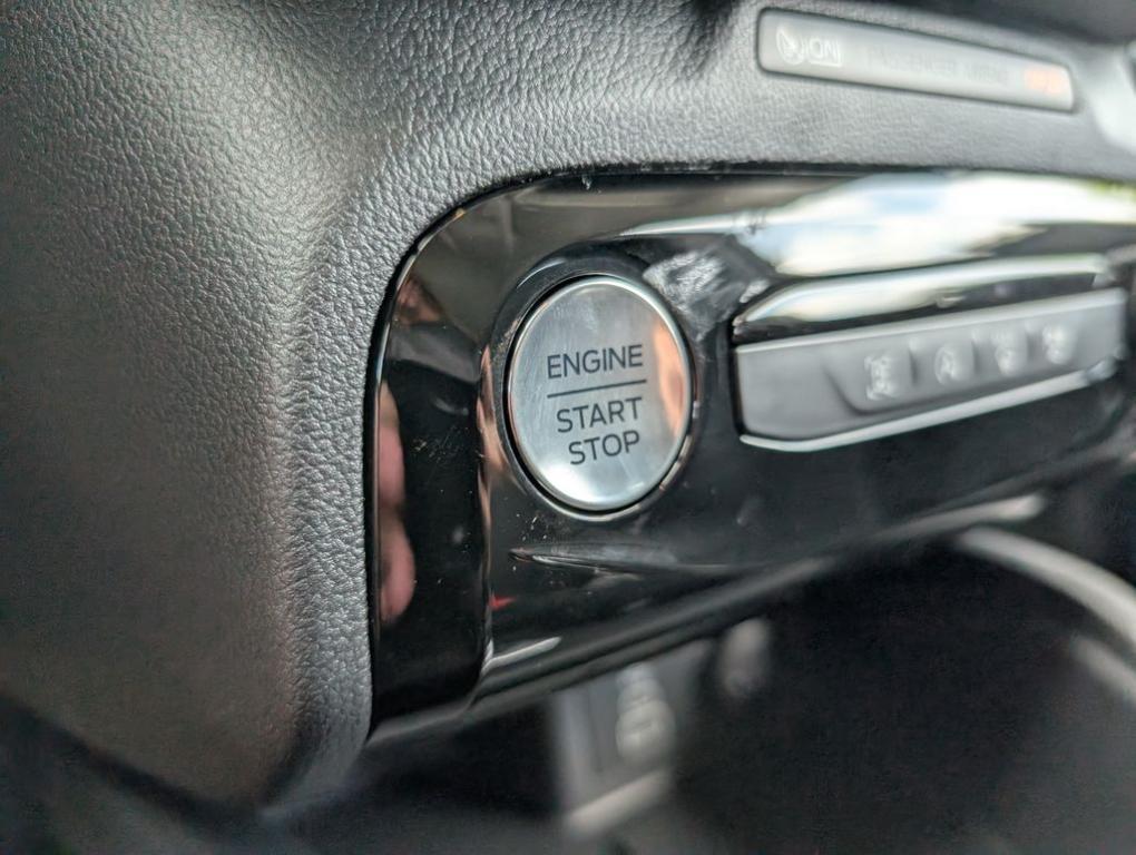 new 2025 Ford Escape car, priced at $26,345