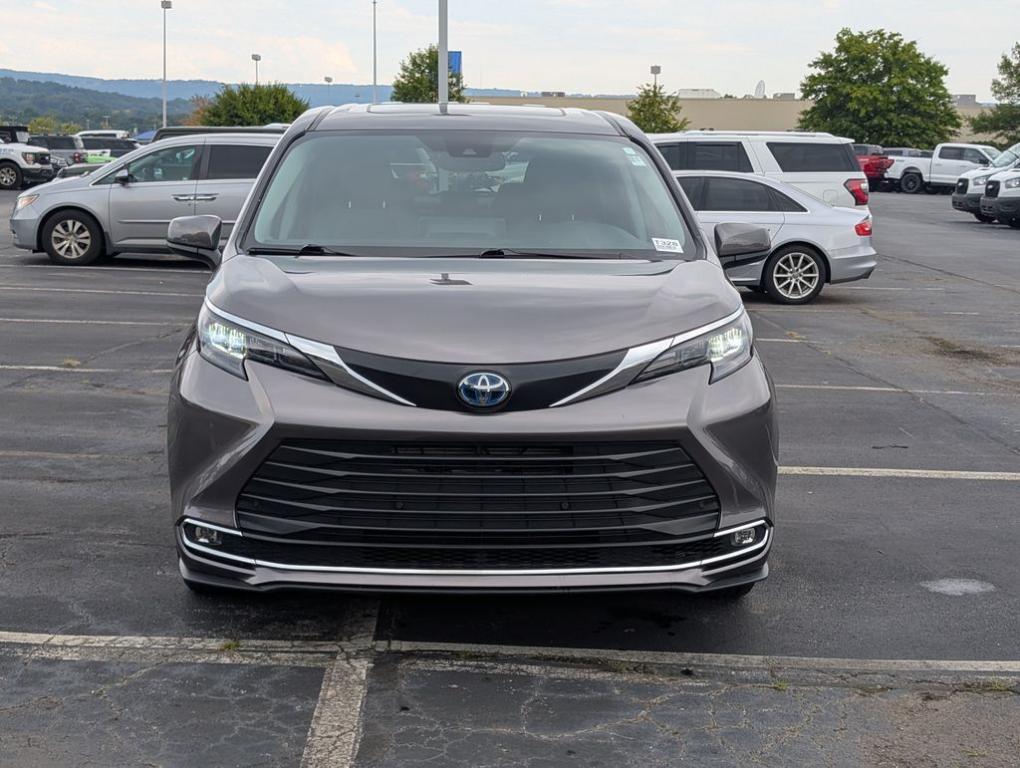used 2024 Toyota Sienna car, priced at $40,000