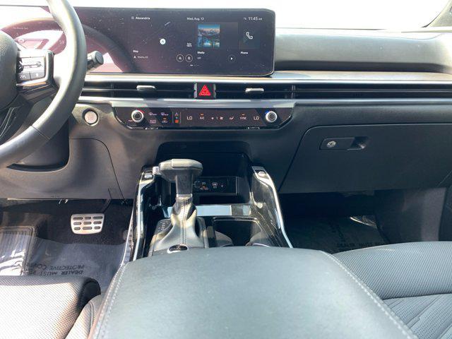 used 2024 Kia Sorento car, priced at $34,000