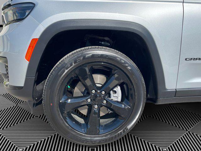 used 2025 Jeep Grand Cherokee L car, priced at $43,178