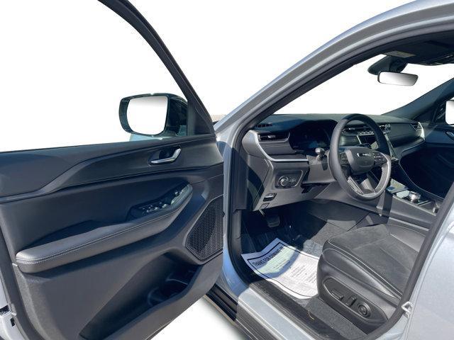 used 2025 Jeep Grand Cherokee L car, priced at $43,178