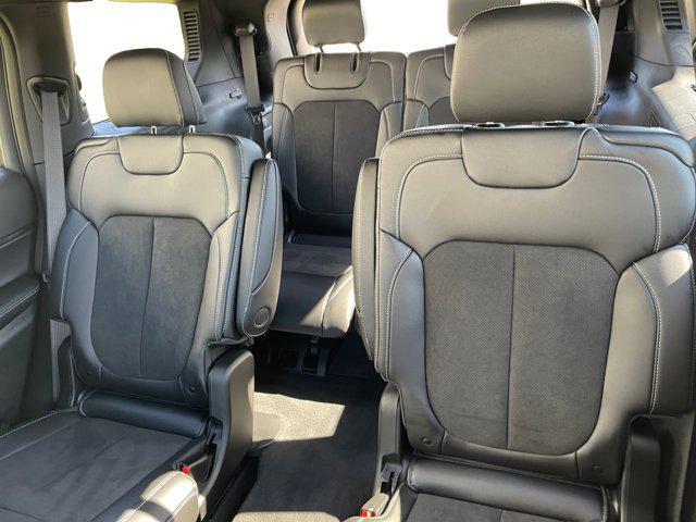 used 2025 Jeep Grand Cherokee L car, priced at $43,178