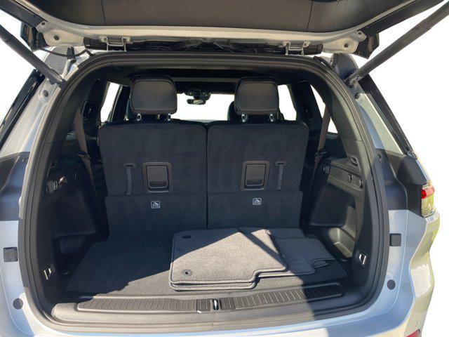 used 2025 Jeep Grand Cherokee L car, priced at $43,178