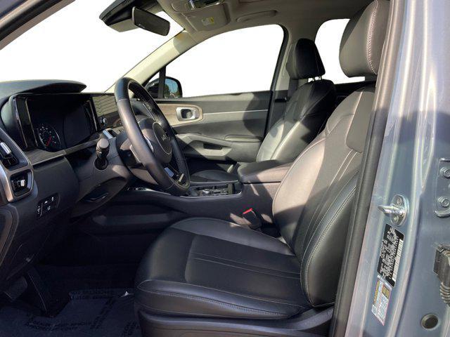 used 2022 Kia Sorento car, priced at $29,877