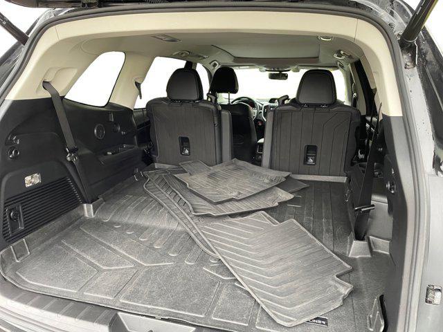 used 2022 Subaru Ascent car, priced at $34,000