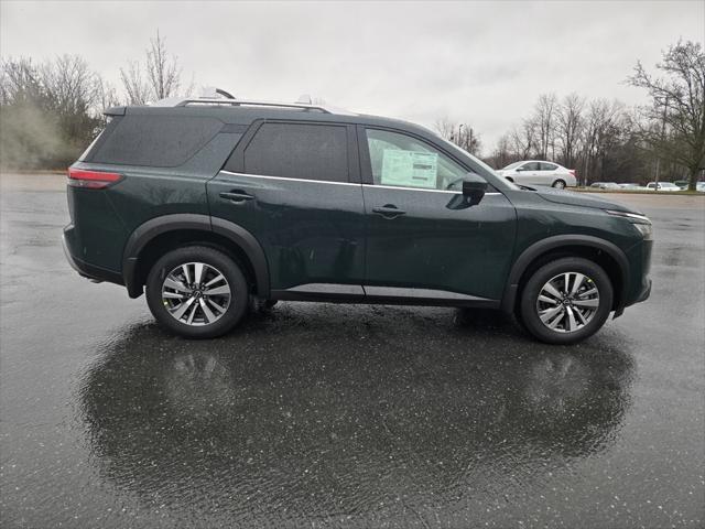 new 2025 Nissan Pathfinder car, priced at $47,610