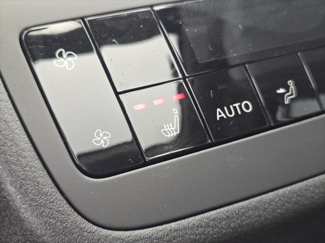 new 2025 Nissan Pathfinder car, priced at $49,950