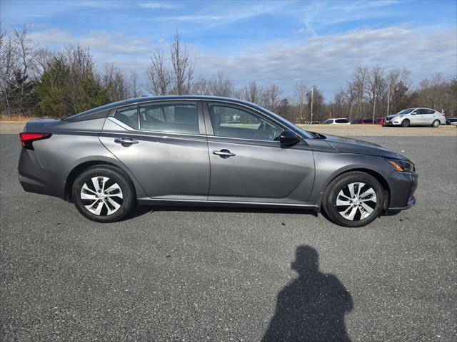 new 2025 Nissan Altima car, priced at $27,750