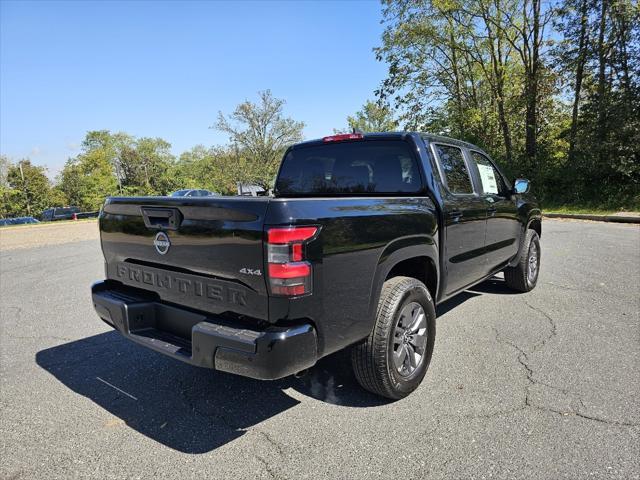 new 2025 Nissan Frontier car, priced at $39,514