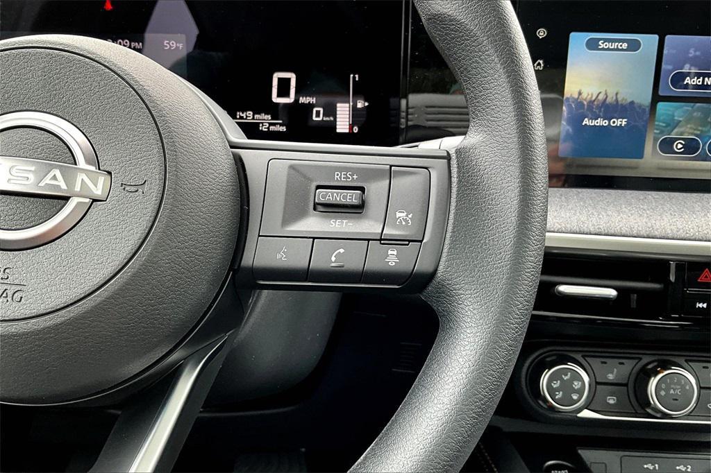 new 2025 Nissan Kicks car, priced at $28,305