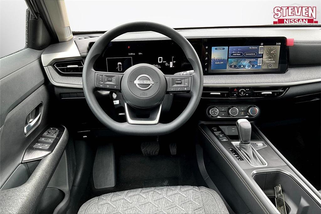 new 2025 Nissan Kicks car, priced at $28,305