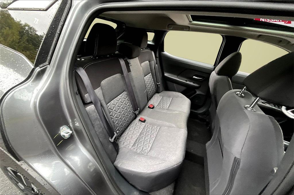 new 2025 Nissan Kicks car, priced at $28,305