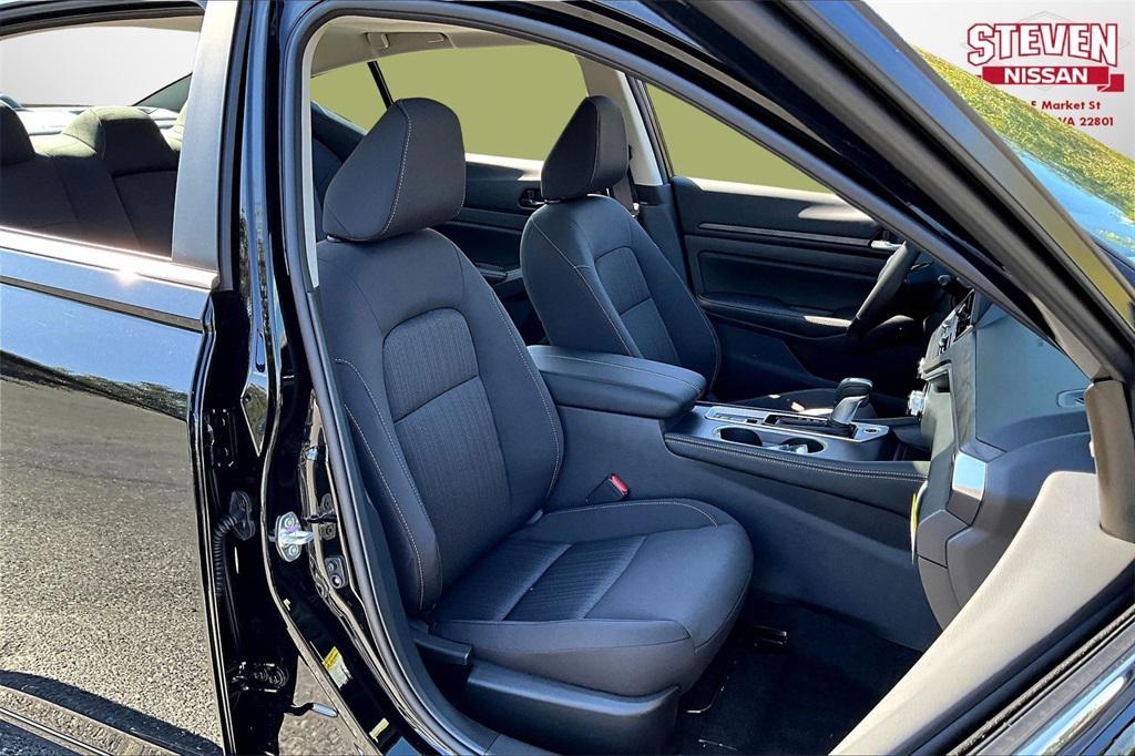 new 2025 Nissan Altima car, priced at $29,380