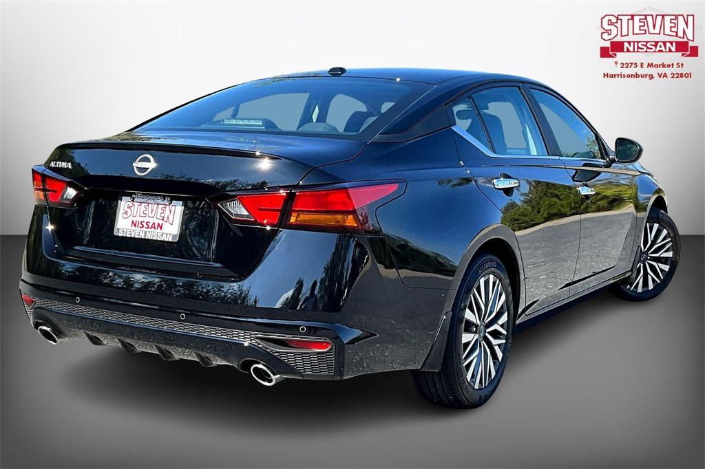 new 2025 Nissan Altima car, priced at $29,380