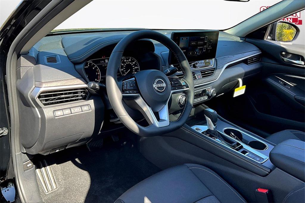 new 2025 Nissan Altima car, priced at $29,380