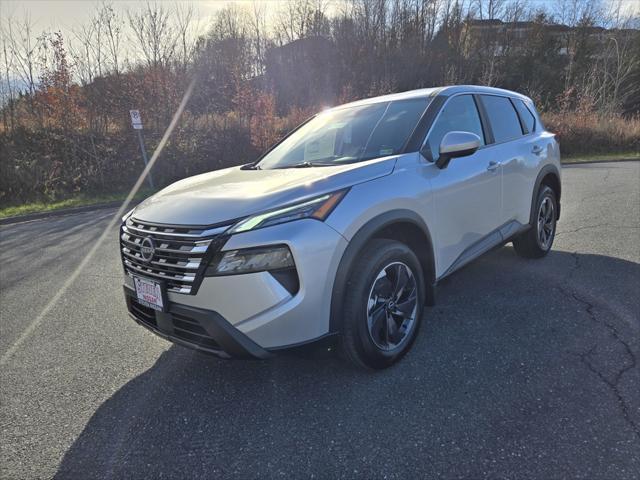 new 2025 Nissan Rogue car, priced at $33,000