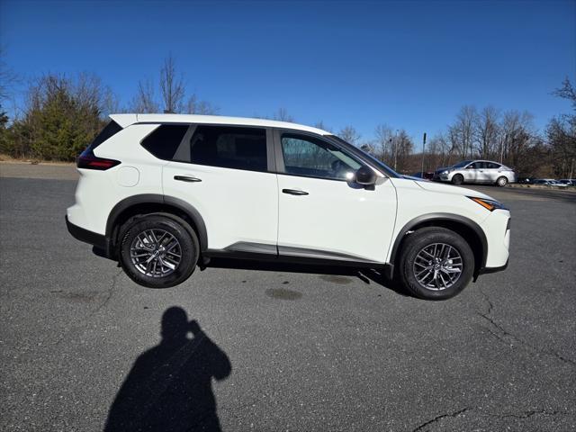 new 2024 Nissan Rogue car, priced at $27,870