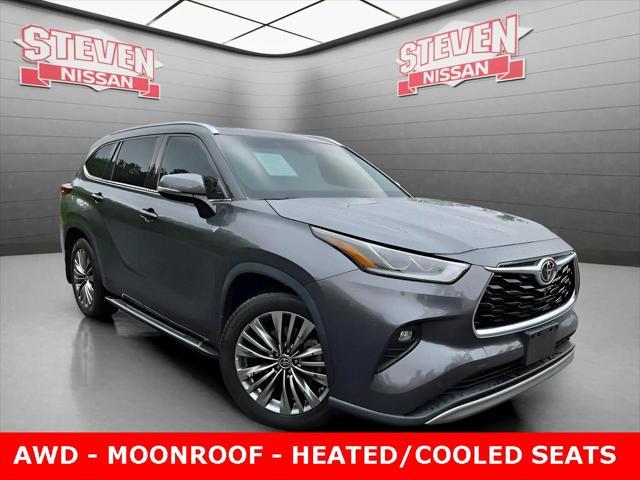 used 2020 Toyota Highlander car, priced at $35,041