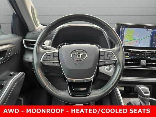 used 2020 Toyota Highlander car, priced at $35,041