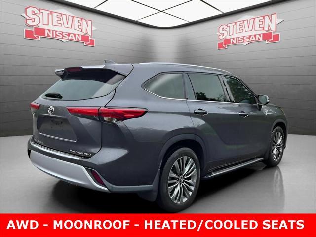used 2020 Toyota Highlander car, priced at $35,041
