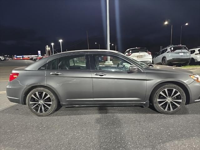 used 2013 Chrysler 200 car, priced at $5,783