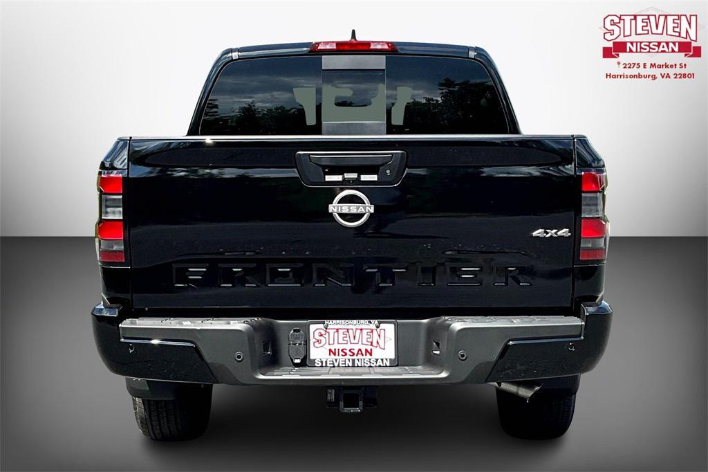 new 2025 Nissan Frontier car, priced at $39,725