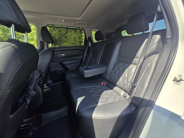used 2021 Nissan Rogue car, priced at $27,299