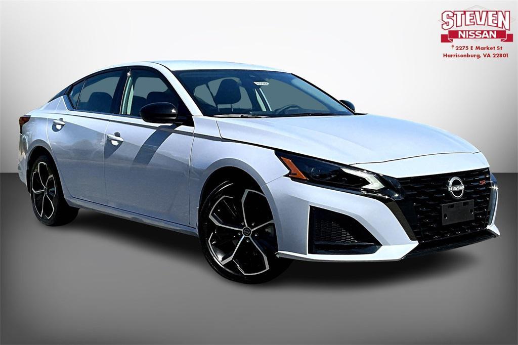 new 2025 Nissan Altima car, priced at $28,995