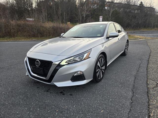 used 2022 Nissan Altima car, priced at $17,999