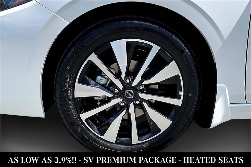 new 2025 Nissan Sentra car, priced at $24,695