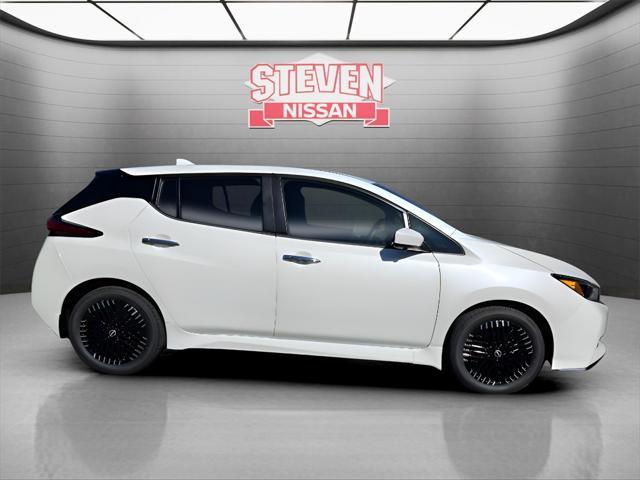 new 2025 Nissan Leaf car, priced at $27,614