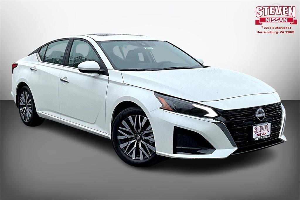 new 2025 Nissan Altima car, priced at $29,471