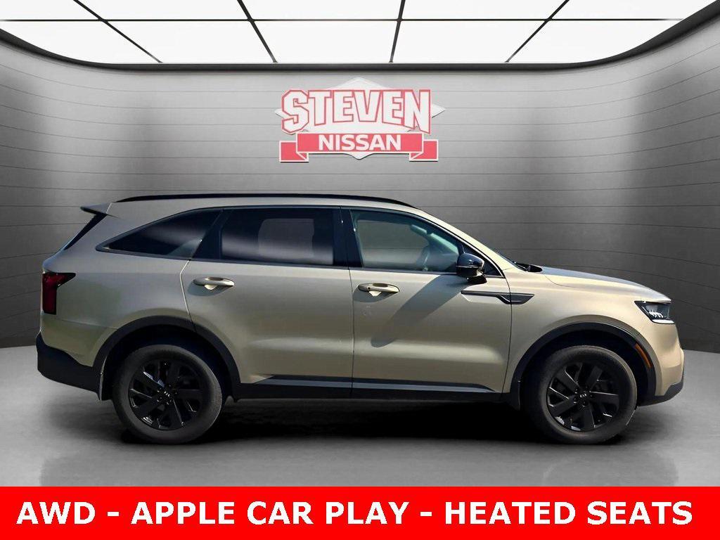 used 2021 Kia Sorento car, priced at $24,081