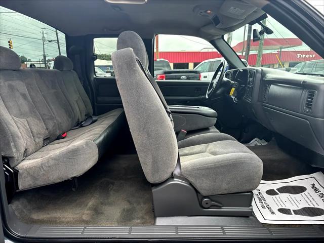 used 2005 Chevrolet Silverado 1500 car, priced at $13,995