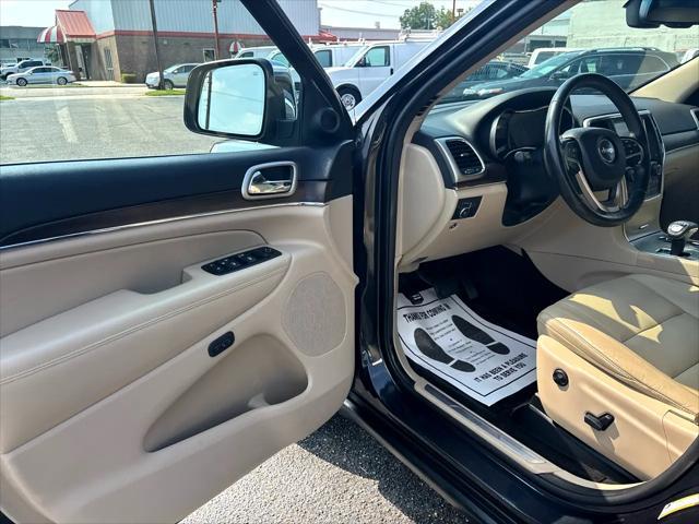used 2015 Jeep Grand Cherokee car, priced at $9,995