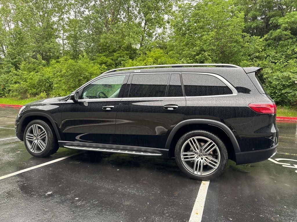 new 2025 Mercedes-Benz GLS 450 car, priced at $98,100