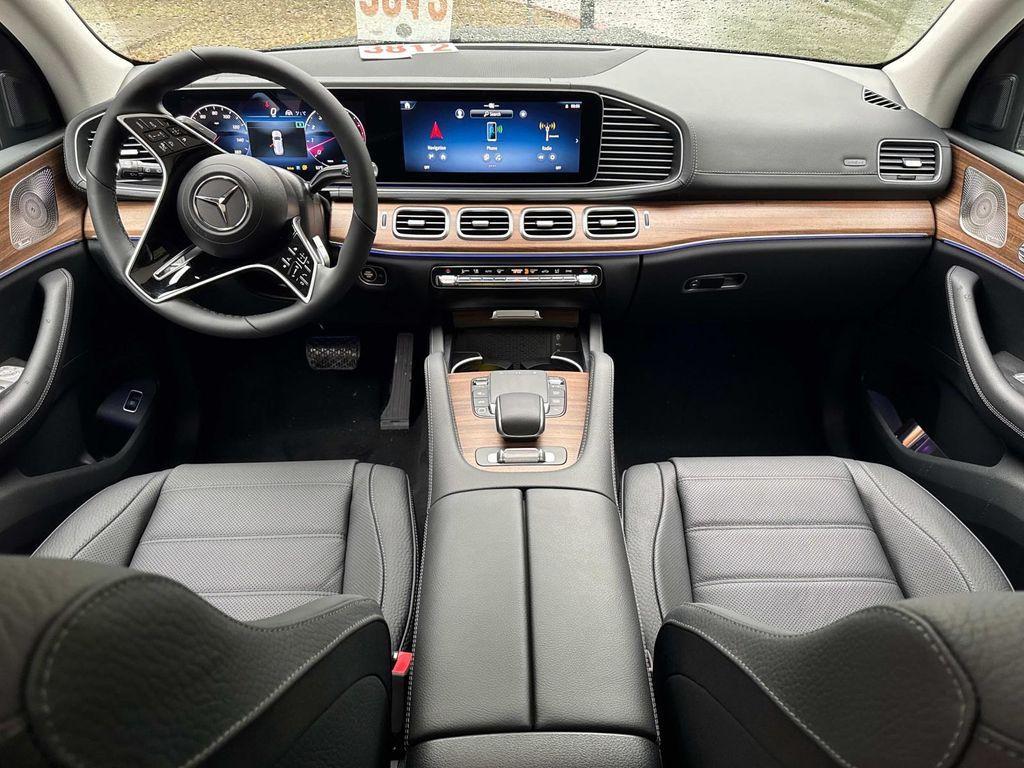 new 2025 Mercedes-Benz GLS 450 car, priced at $98,100