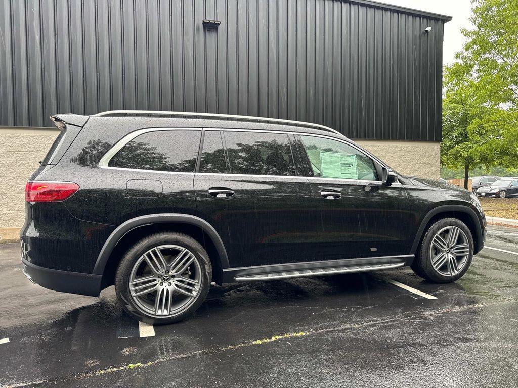 new 2025 Mercedes-Benz GLS 450 car, priced at $98,100