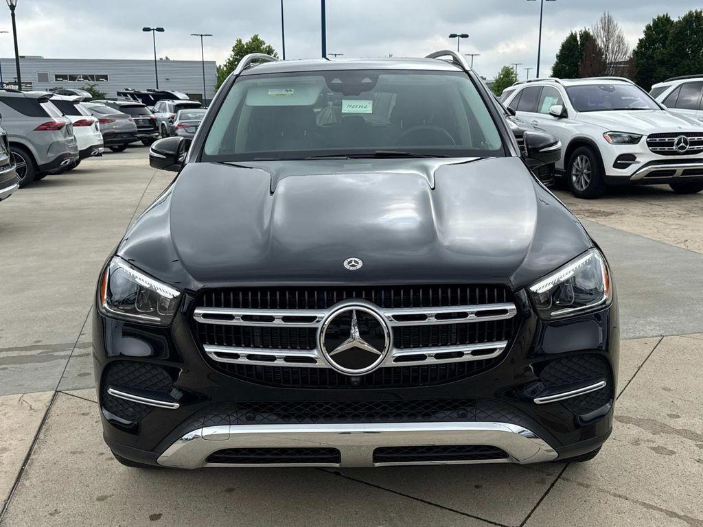 new 2025 Mercedes-Benz GLE 450 car, priced at $78,290
