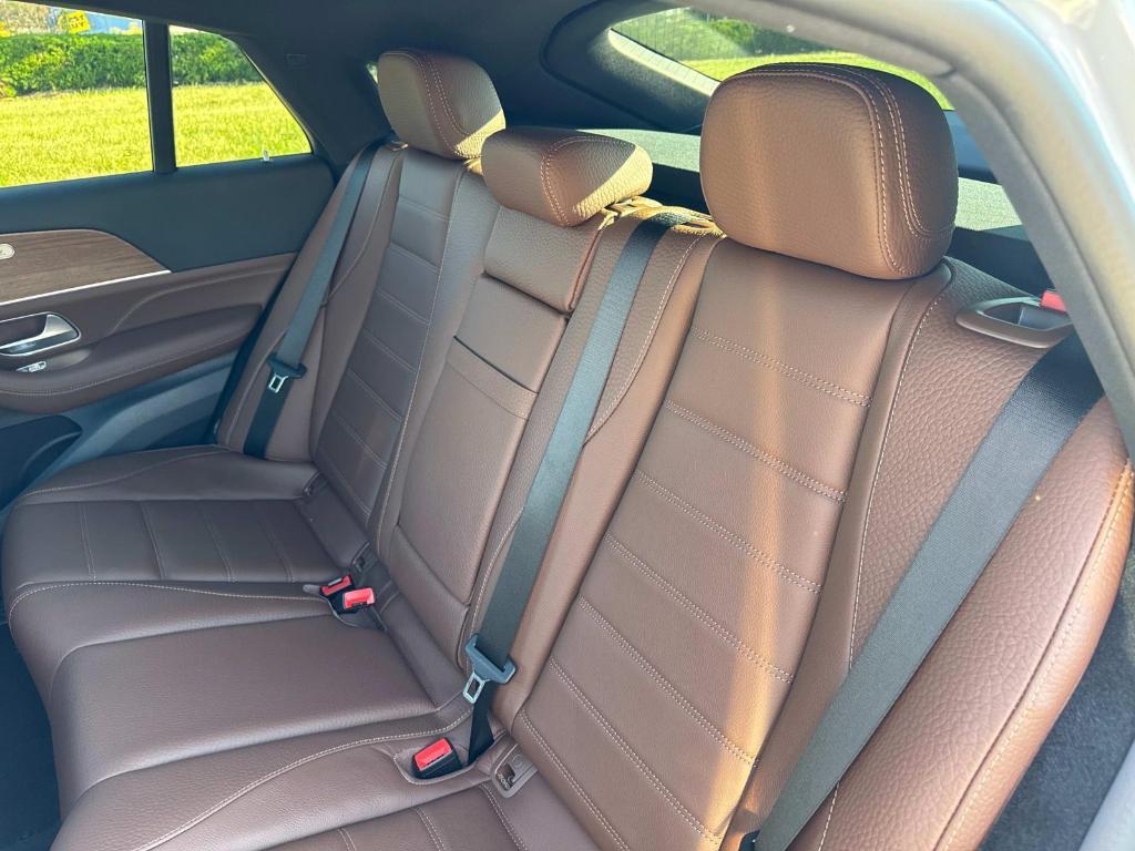 new 2026 Mercedes-Benz GLE 450 car, priced at $91,020