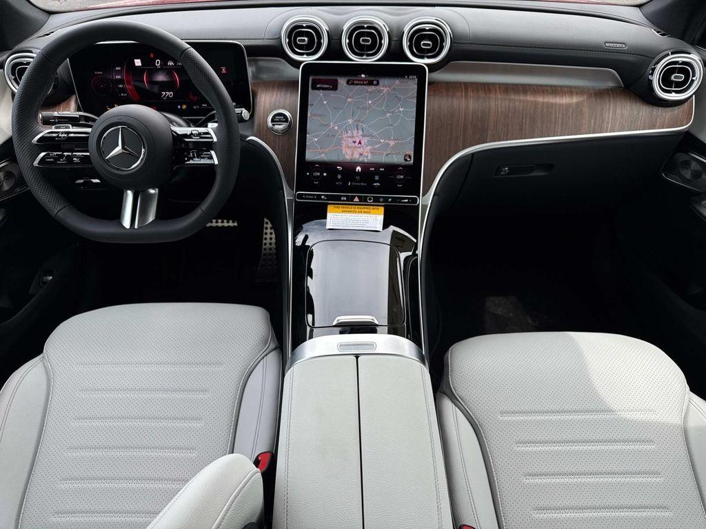 new 2025 Mercedes-Benz GLC 300 car