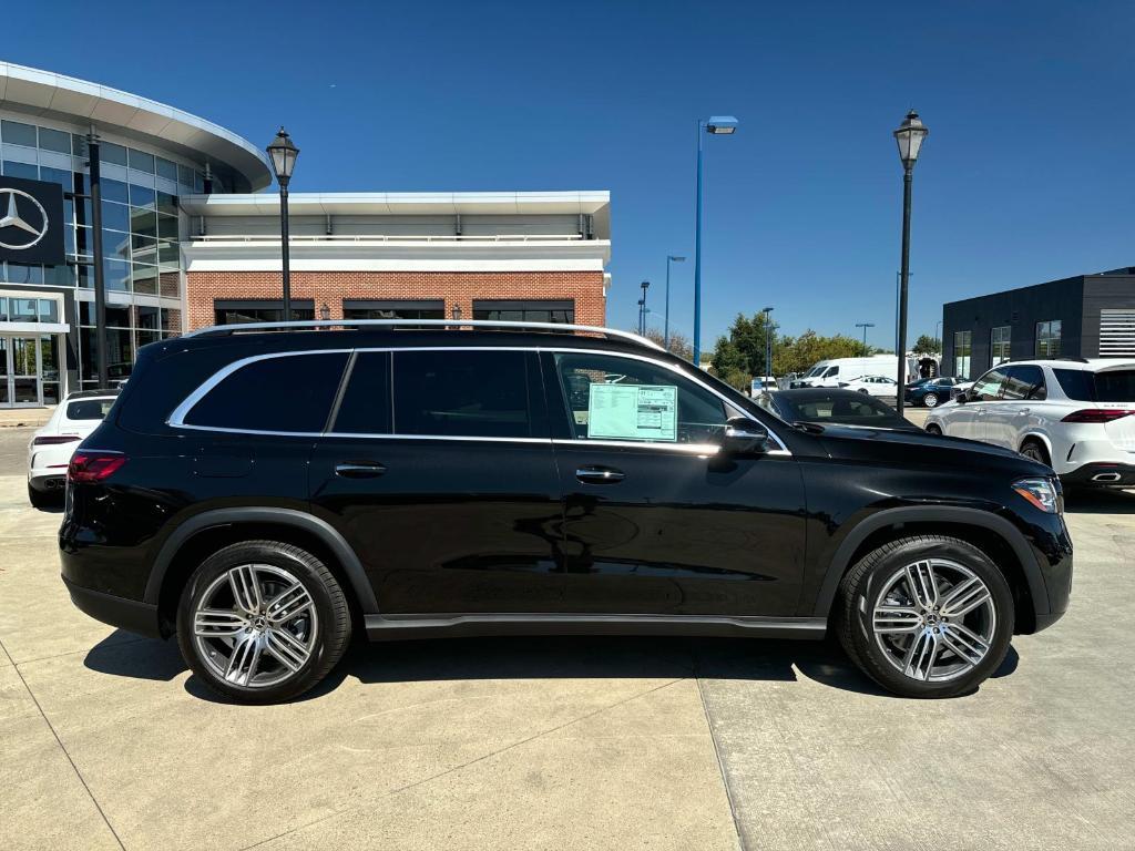 new 2025 Mercedes-Benz GLS 450 car, priced at $95,695