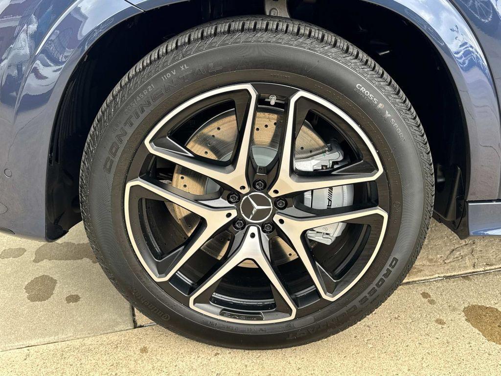 new 2025 Mercedes-Benz AMG GLE 53 car