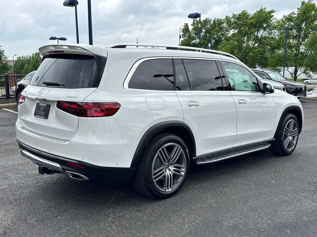 new 2025 Mercedes-Benz GLS 450 car, priced at $98,100