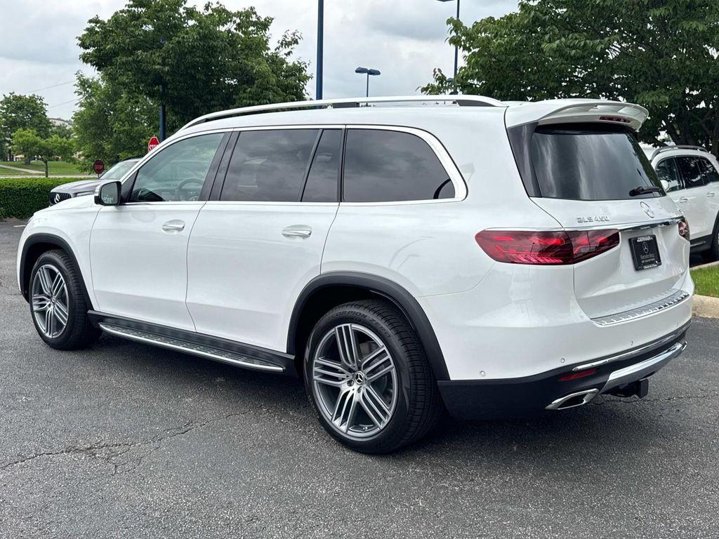 new 2025 Mercedes-Benz GLS 450 car, priced at $98,100