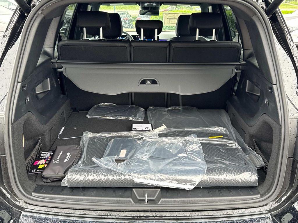 new 2025 Mercedes-Benz GLB 250 car, priced at $49,595